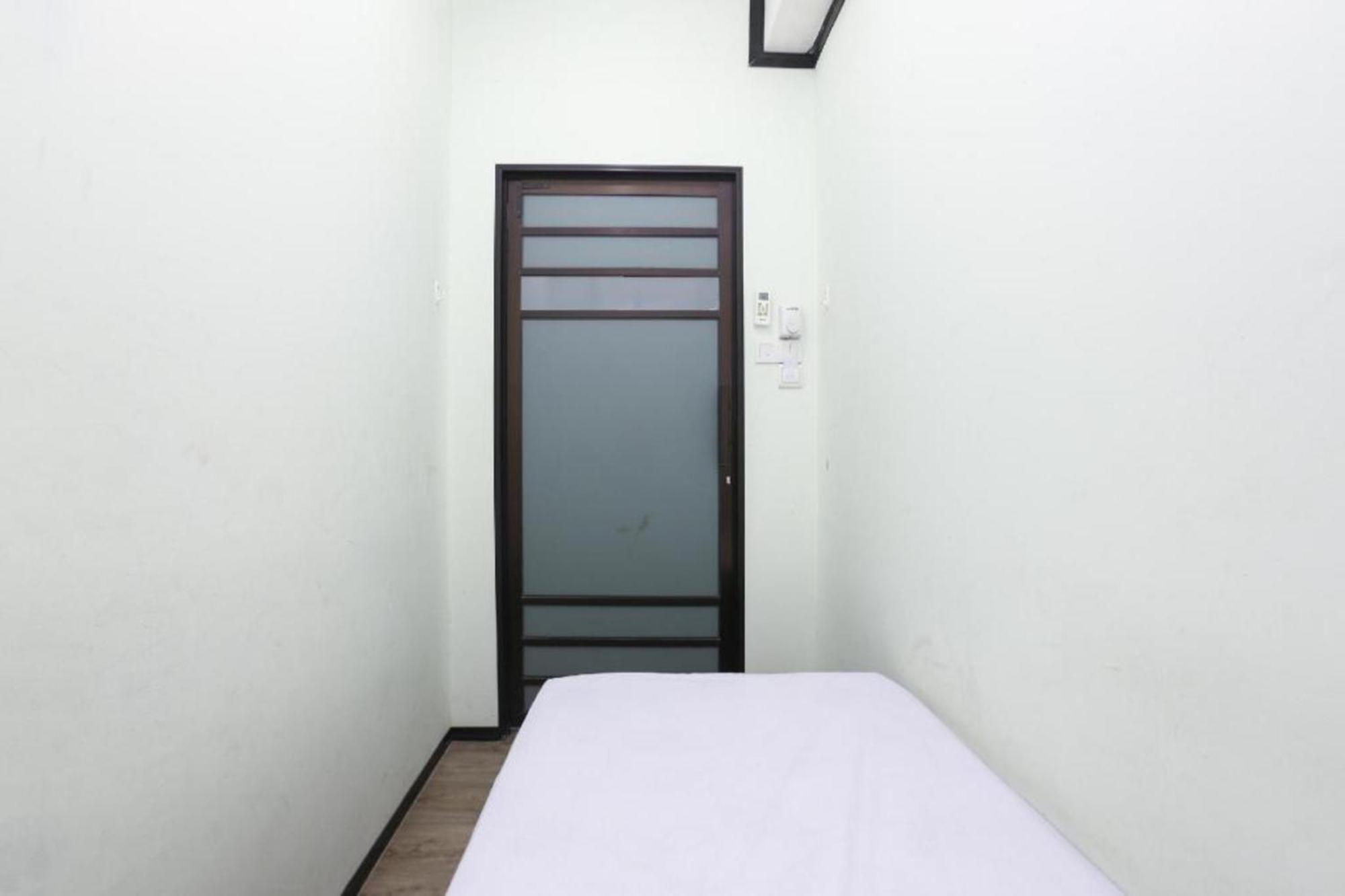 Spot On 90587 The Space Inn Kuala Terengganu Exteriér fotografie