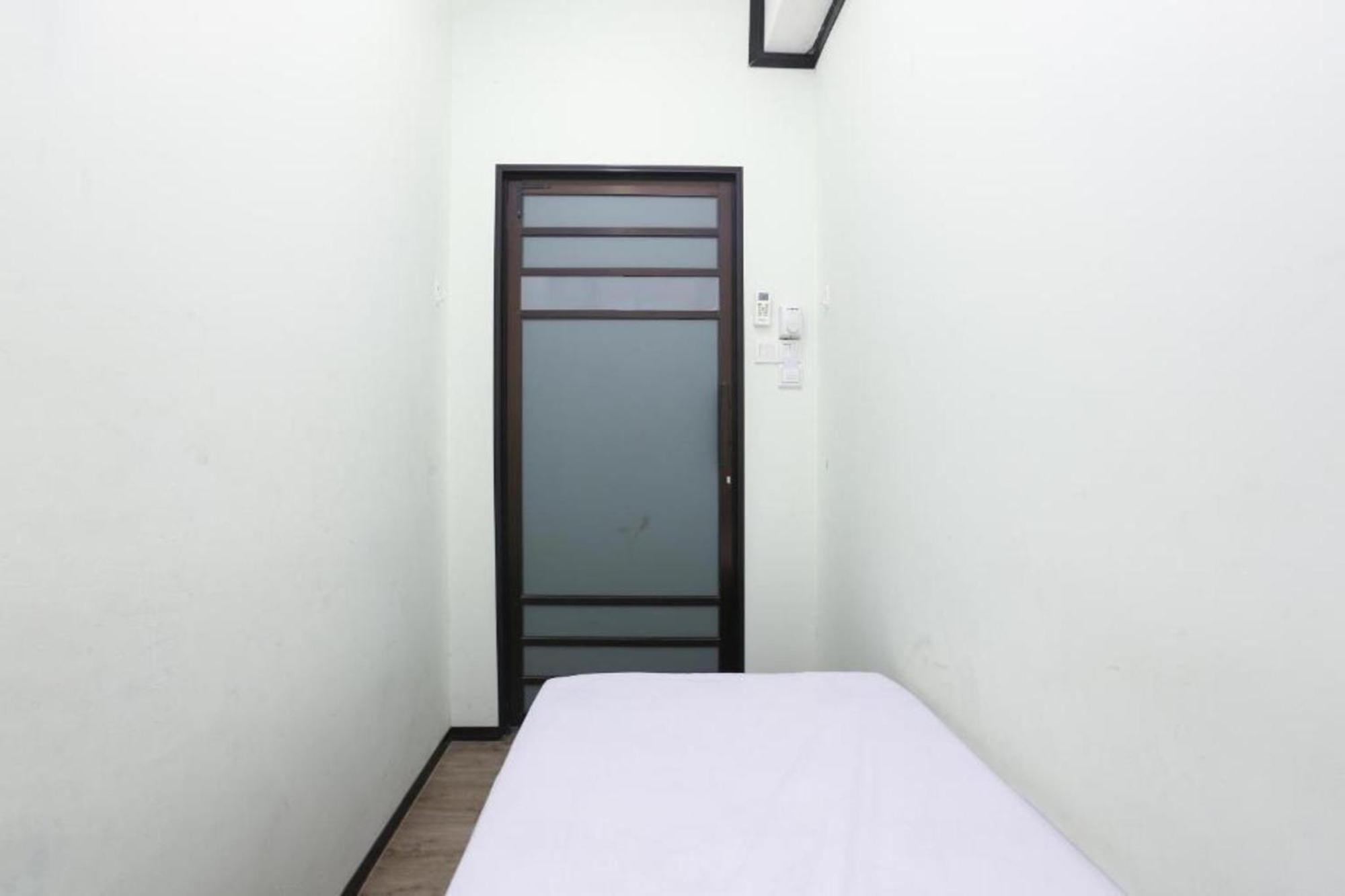 Spot On 90587 The Space Inn Kuala Terengganu Exteriér fotografie